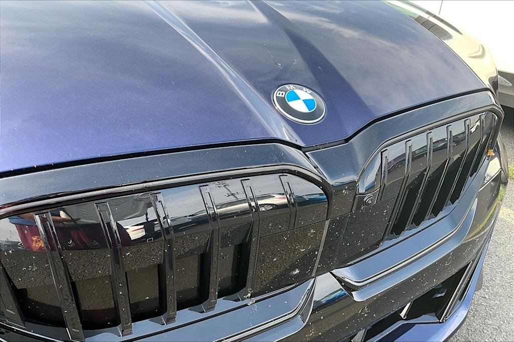 Thumbnail: 2026 BMW 5 Series - 18