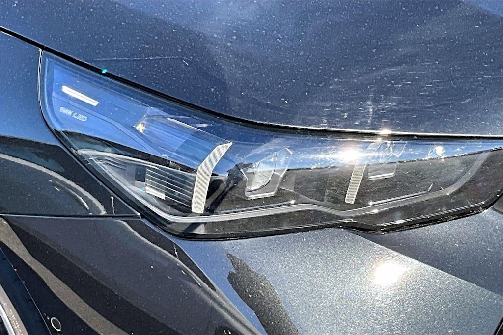 Thumbnail: 2025 BMW 5 Series - 9