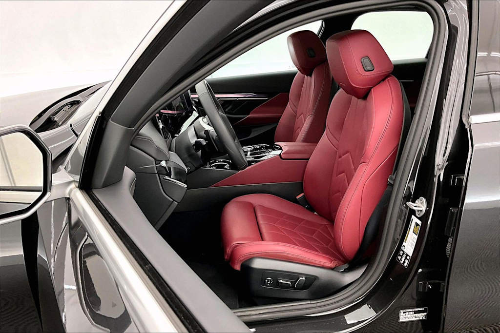 Thumbnail: 2026 BMW 5 Series - 9