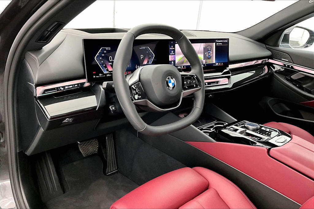 Thumbnail: 2026 BMW 5 Series - 2