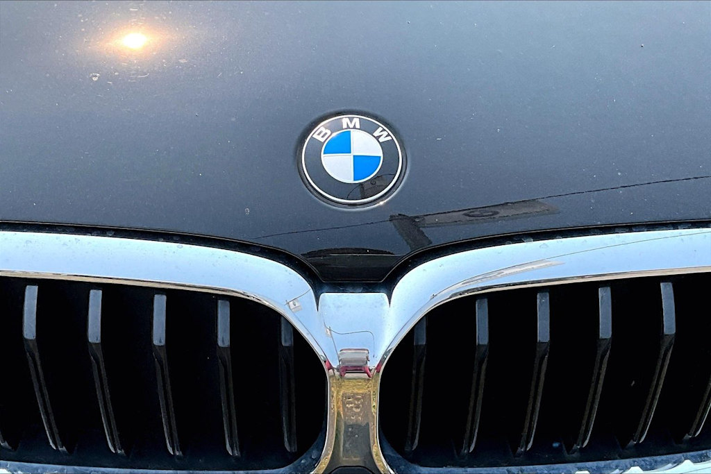 Thumbnail: 2023 BMW 5 Series - 19