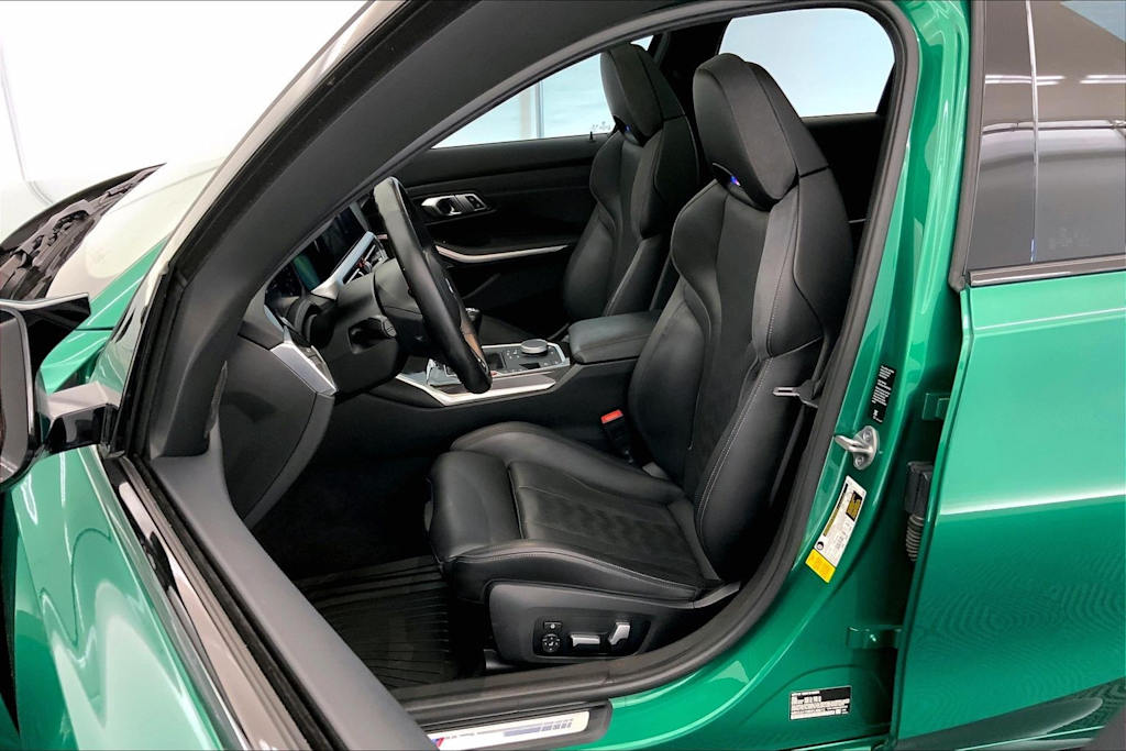 Thumbnail: 2022 BMW M3 - 11