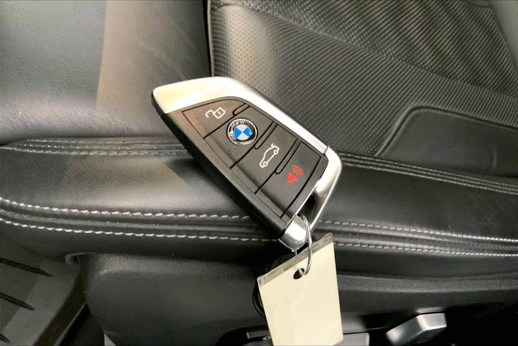 Thumbnail: 2022 BMW M3 - 20