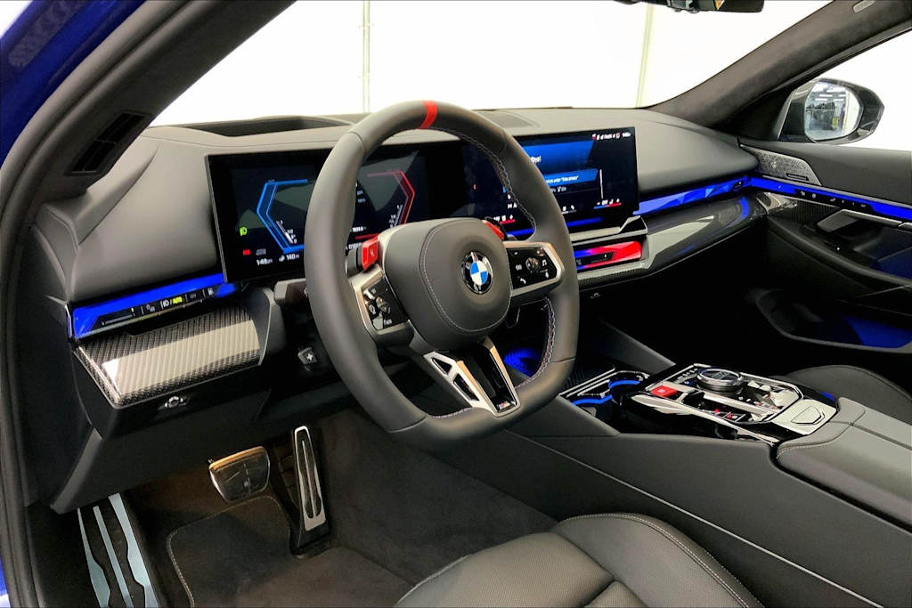 Thumbnail: 2025 BMW M5 - 2