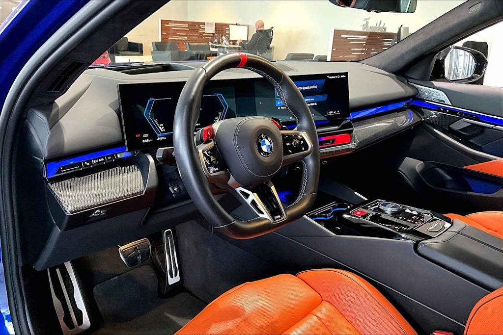 Thumbnail: 2025 BMW M5 - 2