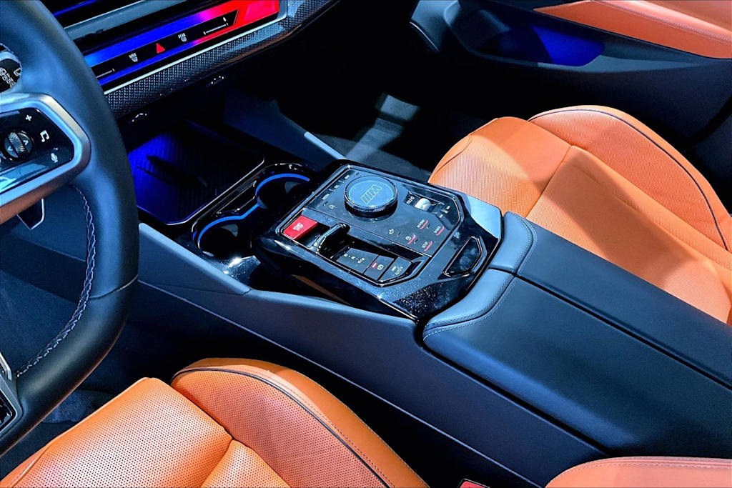 Thumbnail: 2025 BMW M5 - 17
