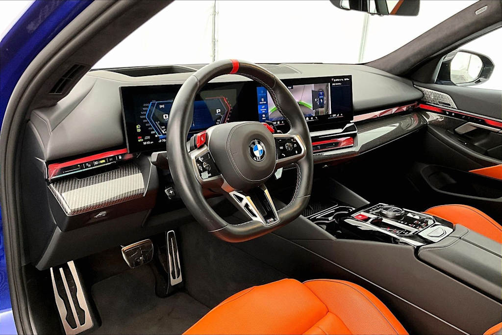 Thumbnail: 2025 BMW M5 - 2
