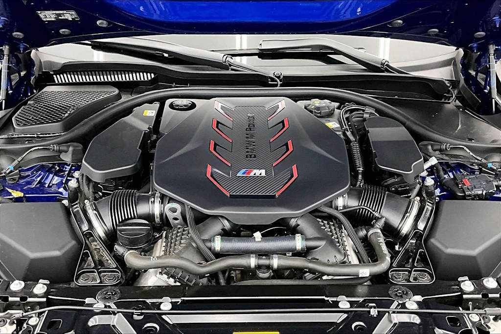 Thumbnail: 2025 BMW M5 - 9
