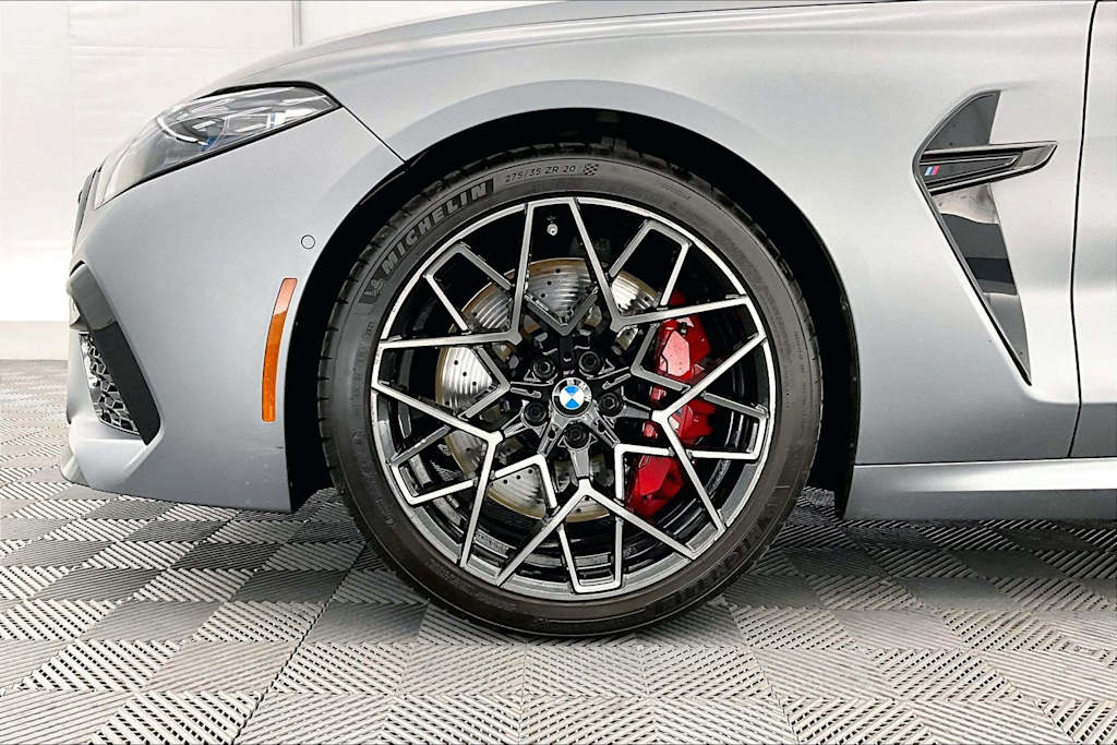 Thumbnail: 2024 BMW M8 - 8
