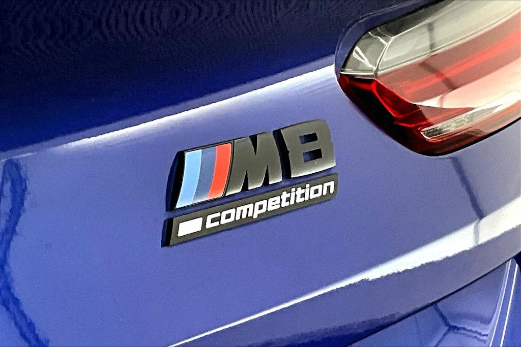 Thumbnail: 2024 BMW M8 - 6