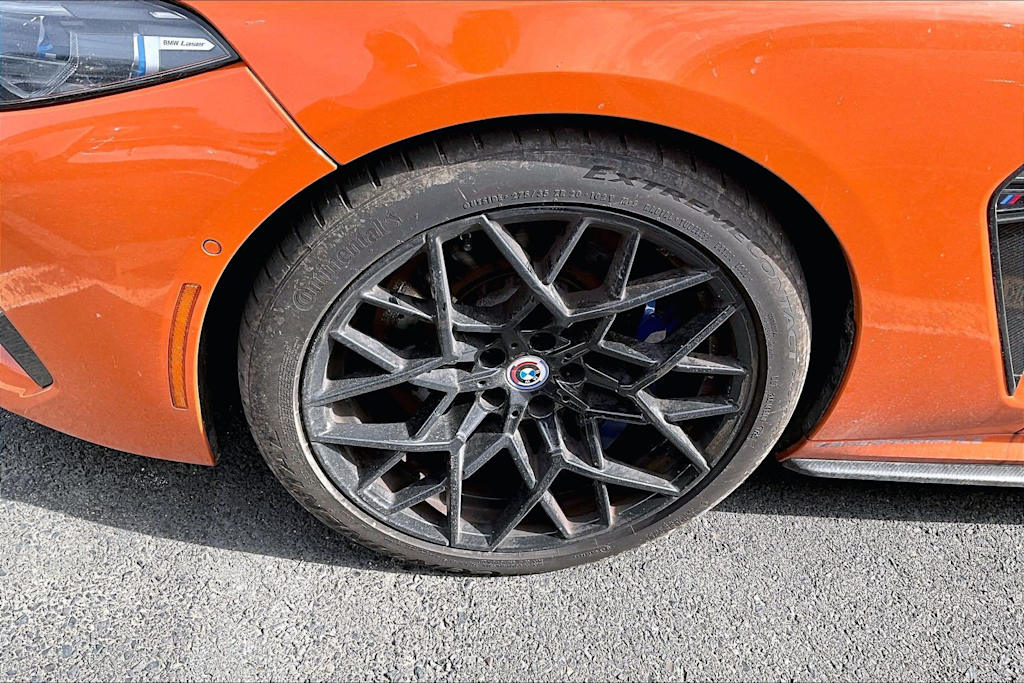 Thumbnail: 2023 BMW M8 - 8