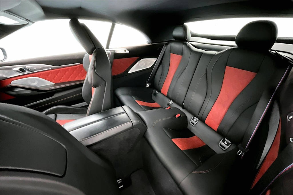 Thumbnail: 2025 BMW M8 - 12
