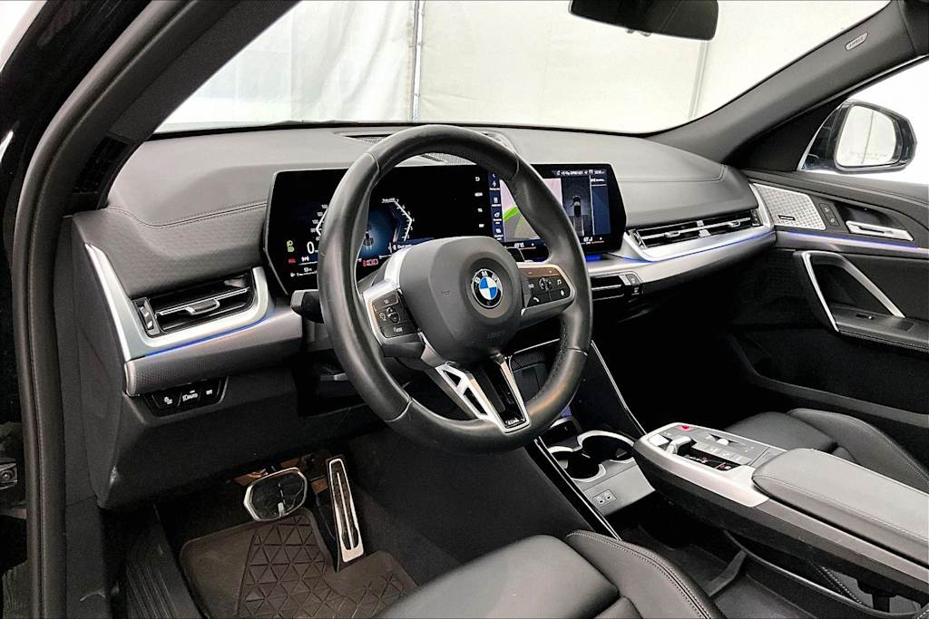 Thumbnail: 2025 BMW X2 - 2