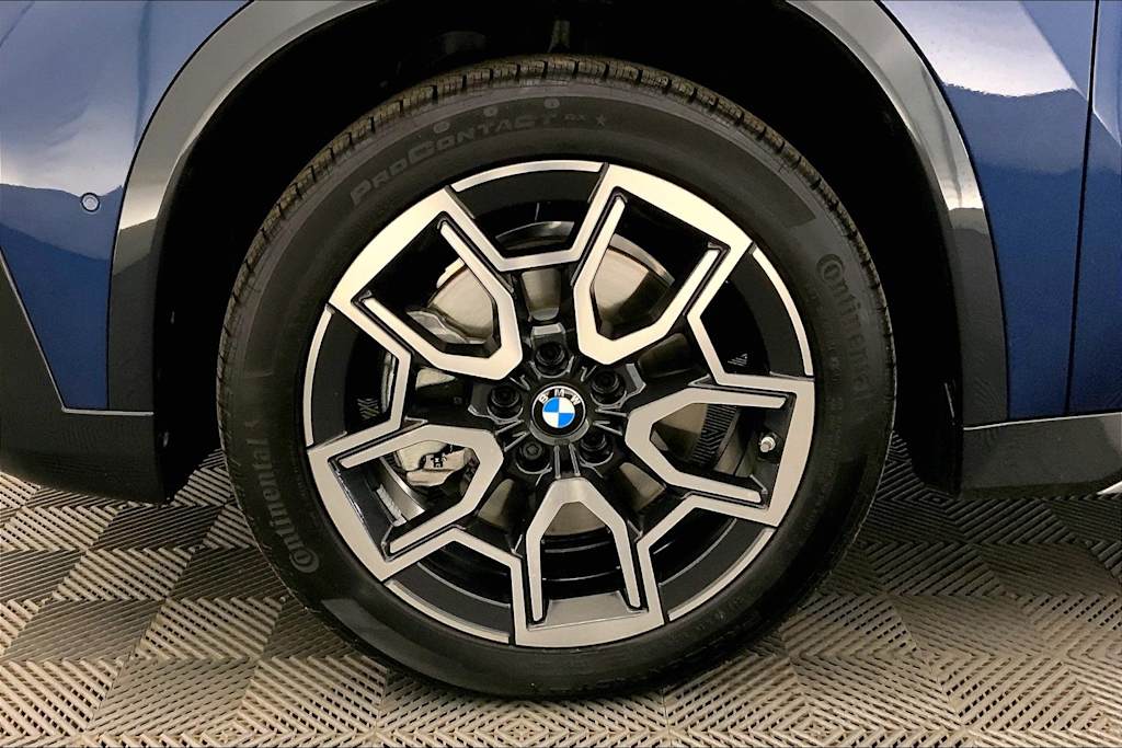 Thumbnail: 2025 BMW X1 - 8