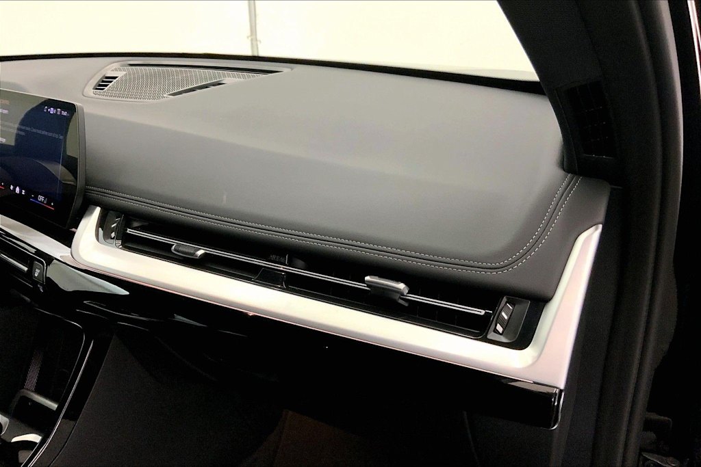 Thumbnail: 2025 BMW X1 - 24