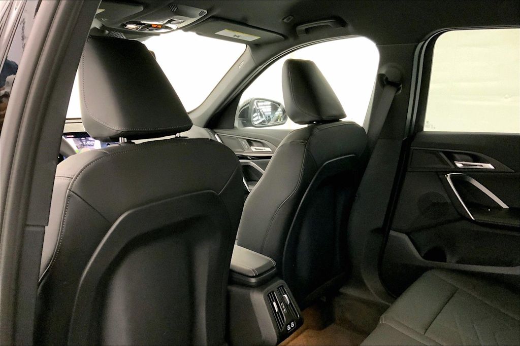 Thumbnail: 2025 BMW X1 - 13