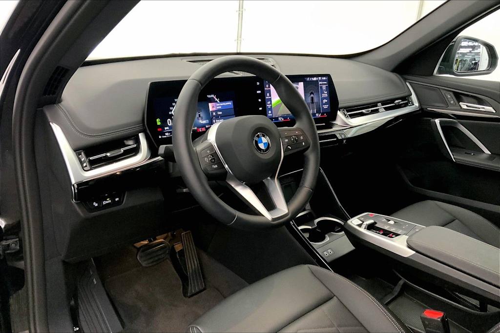 Thumbnail: 2025 BMW X1 - 2