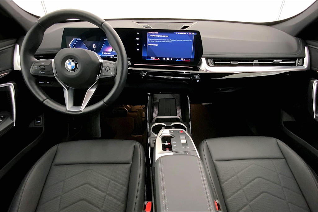 Thumbnail: 2025 BMW X1 - 10