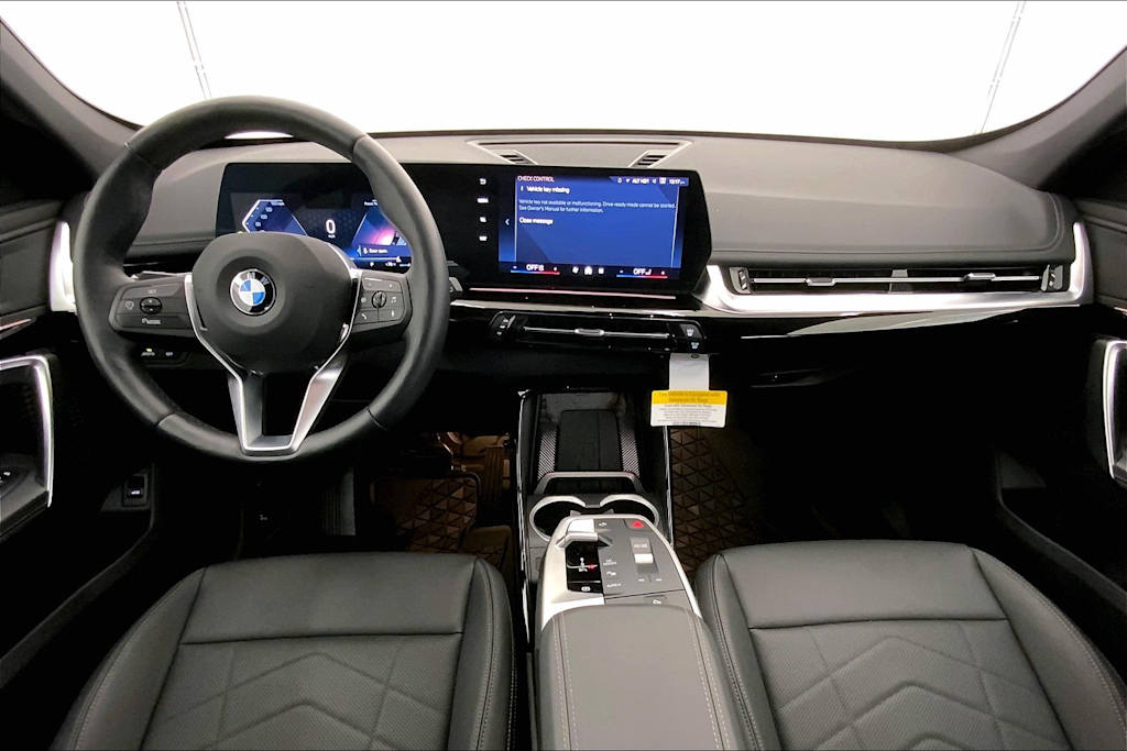 Thumbnail: 2025 BMW X1 - 10