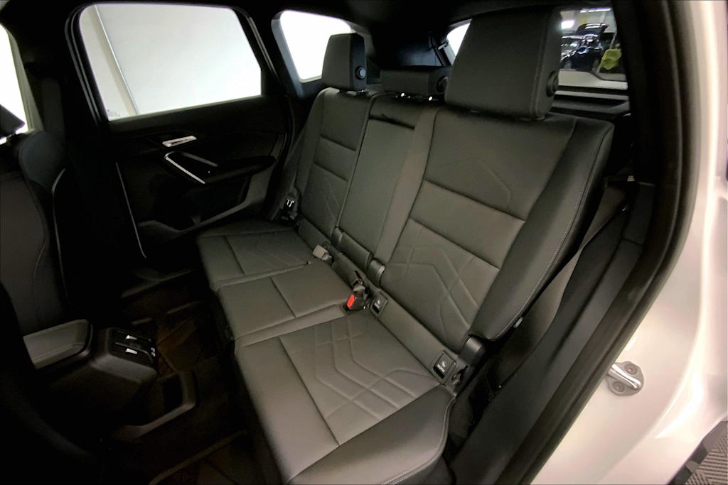 Thumbnail: 2025 BMW X1 - 29