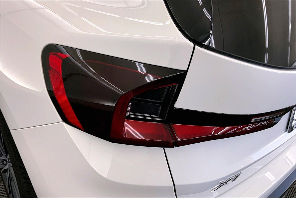 Thumbnail: 2025 BMW X1 - 32