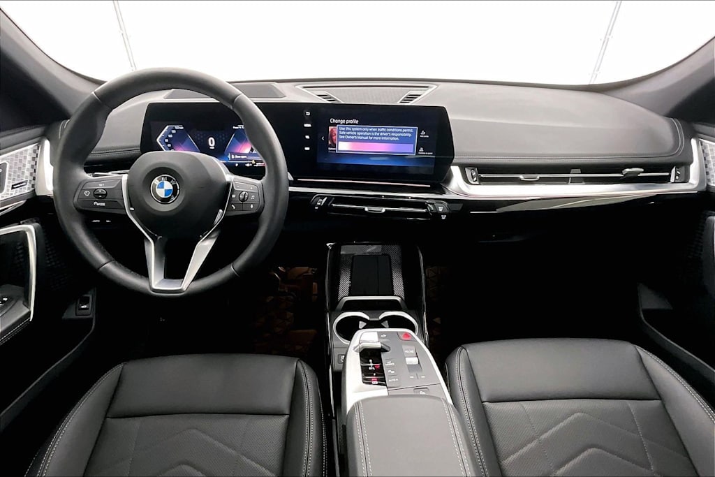Thumbnail: 2025 BMW X1 - 10