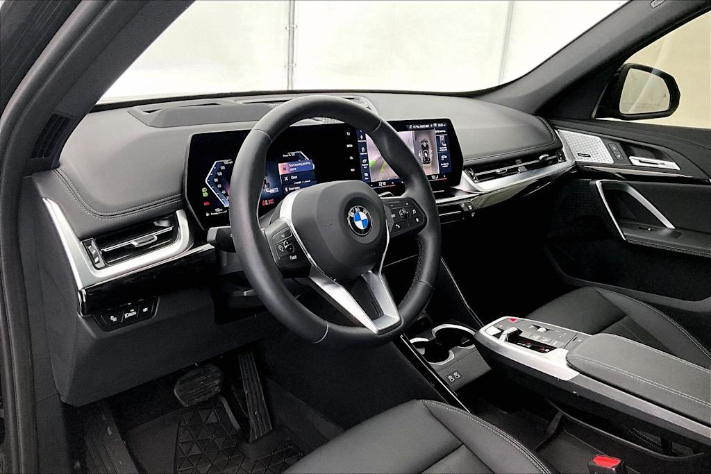 Thumbnail: 2025 BMW X1 - 2