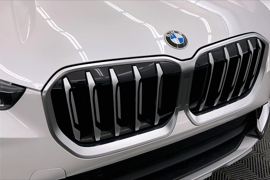 Thumbnail: 2024 BMW X1 - 33