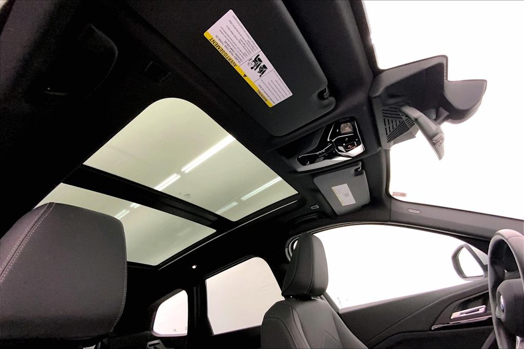 Thumbnail: 2024 BMW X1 - 30