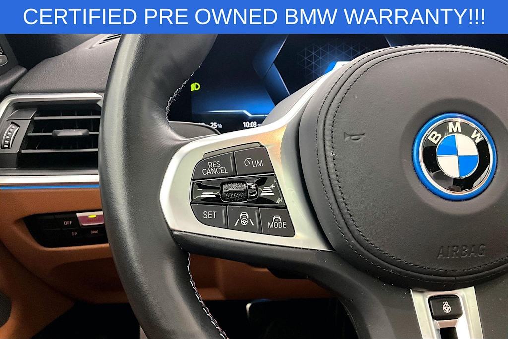 Thumbnail: 2023 BMW i4 - 25