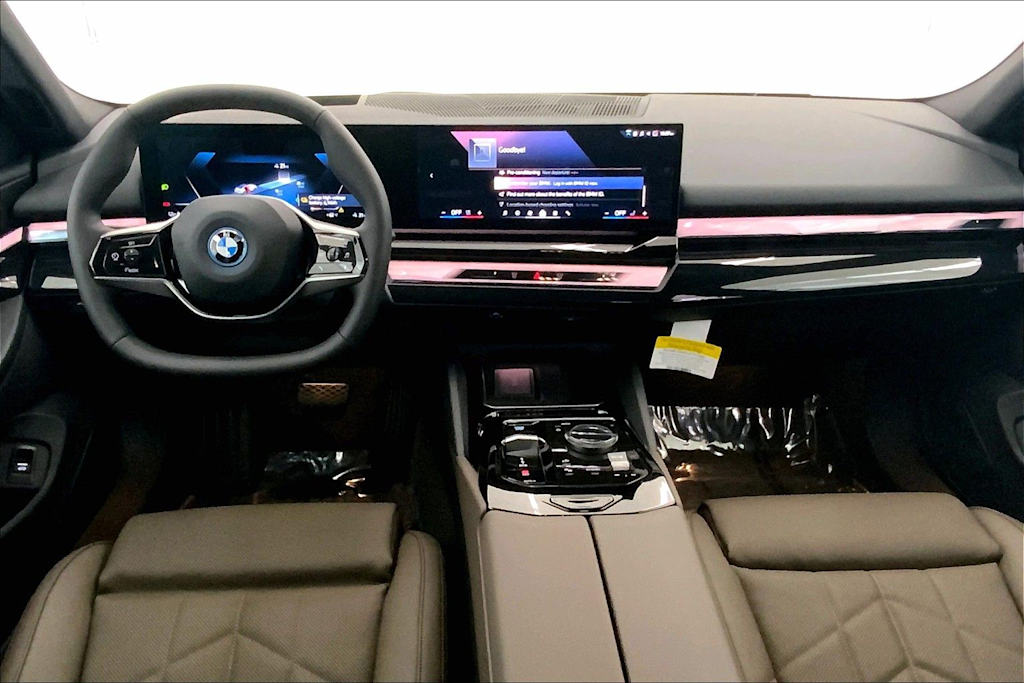 Thumbnail: 2024 BMW i5 - 10