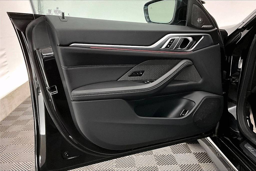 Thumbnail: 2025 BMW i4 - 27