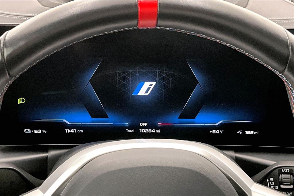 Thumbnail: 2025 BMW i4 - 17