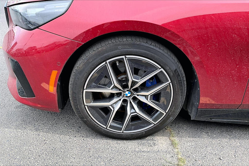 Thumbnail: 2026 BMW i5 - 7