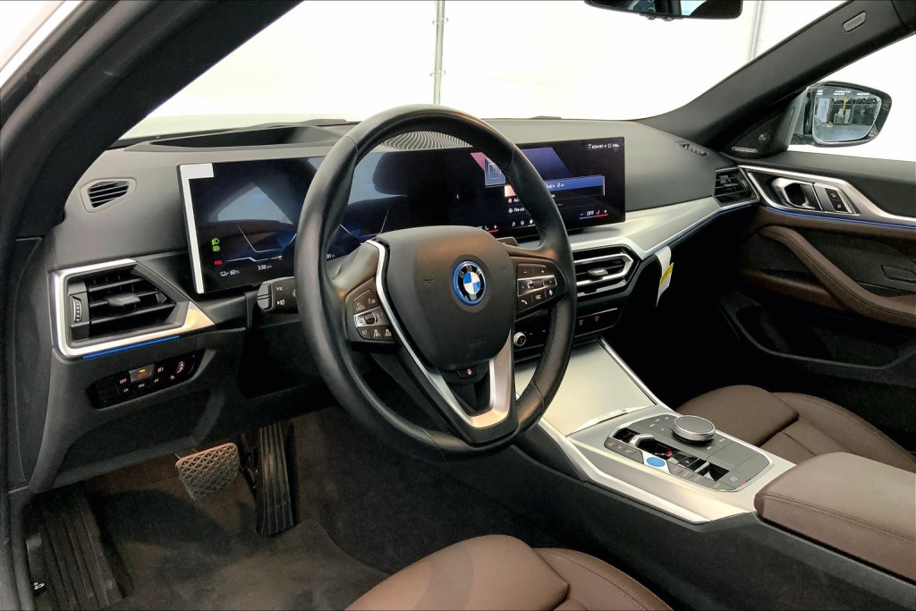 2024 BMW i4 eDrive35 2