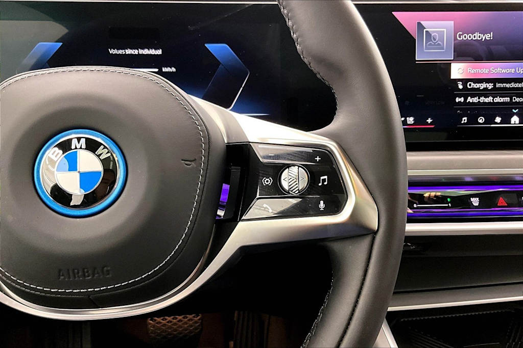 Thumbnail: 2026 BMW i7 - 26