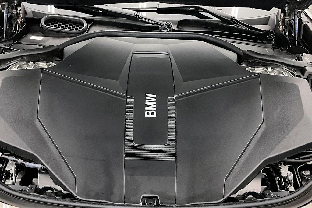 Thumbnail: 2026 BMW i7 - 9