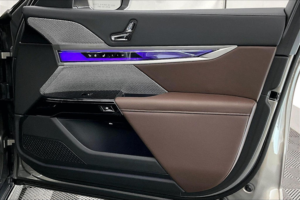 Thumbnail: 2026 BMW i7 - 28