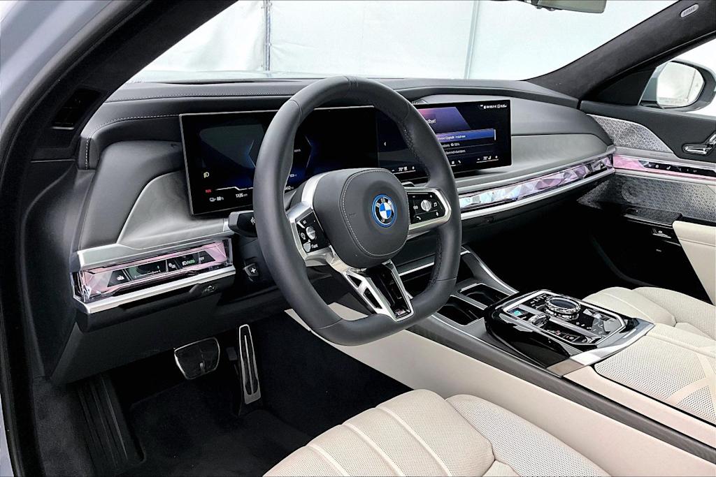 Thumbnail: 2026 BMW i7 - 2