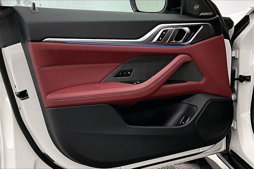 Thumbnail: 2025 BMW i4 - 27