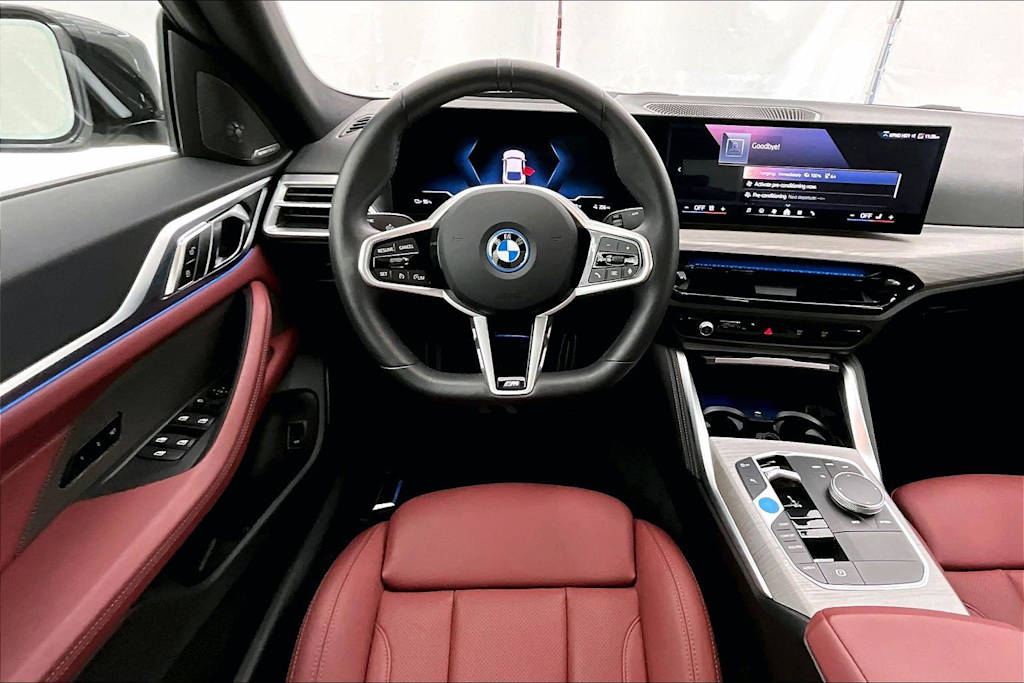 Thumbnail: 2025 BMW i4 - 14