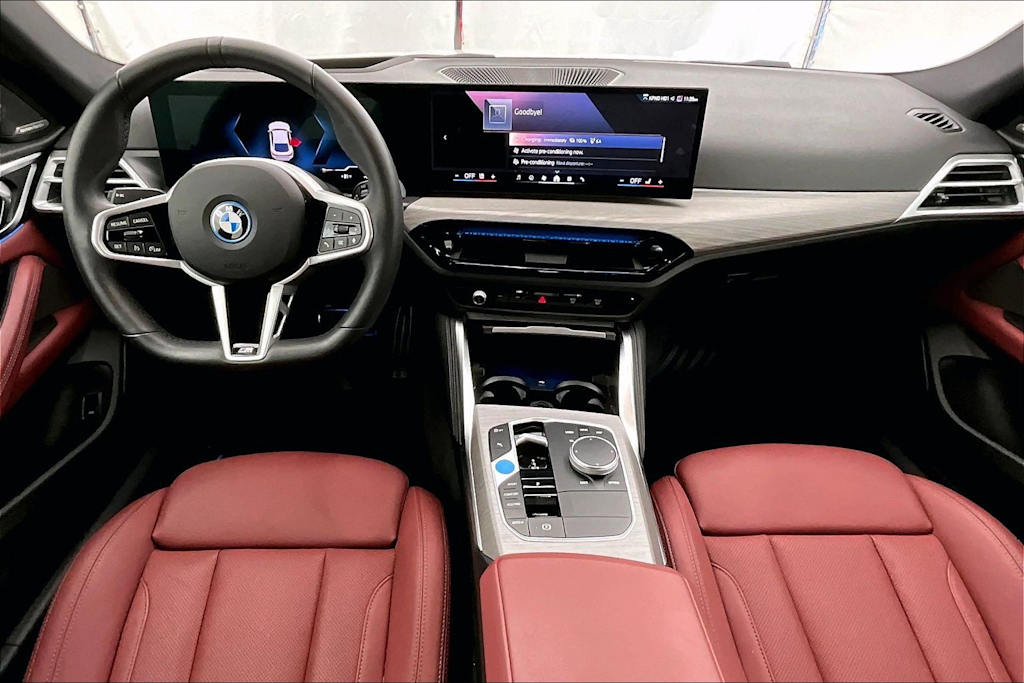 Thumbnail: 2025 BMW i4 - 10