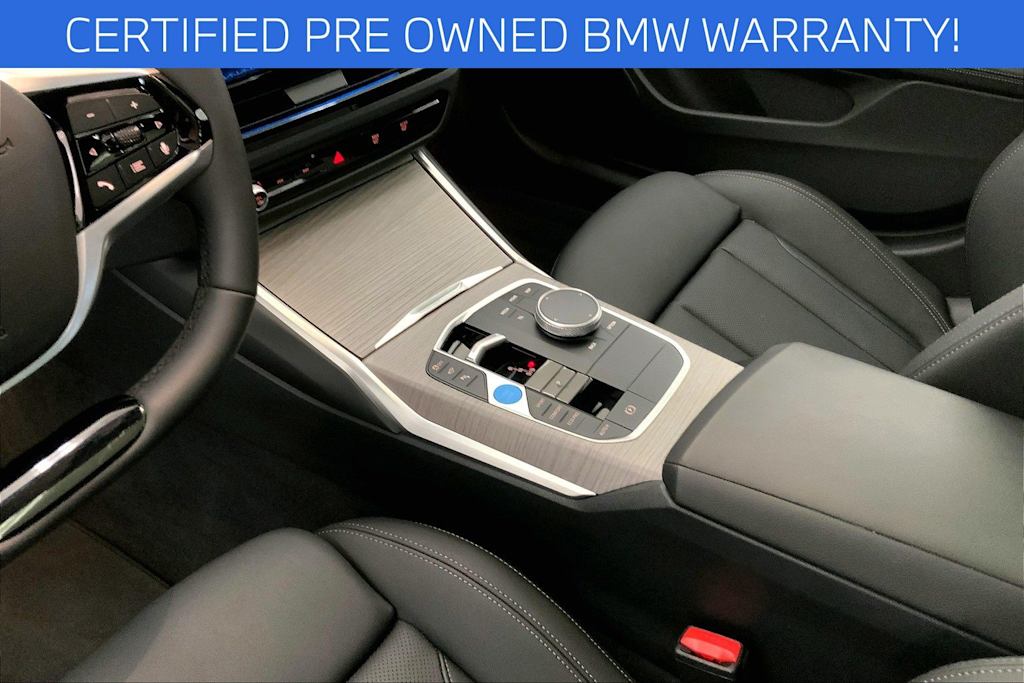 Thumbnail: 2025 BMW i4 - 17