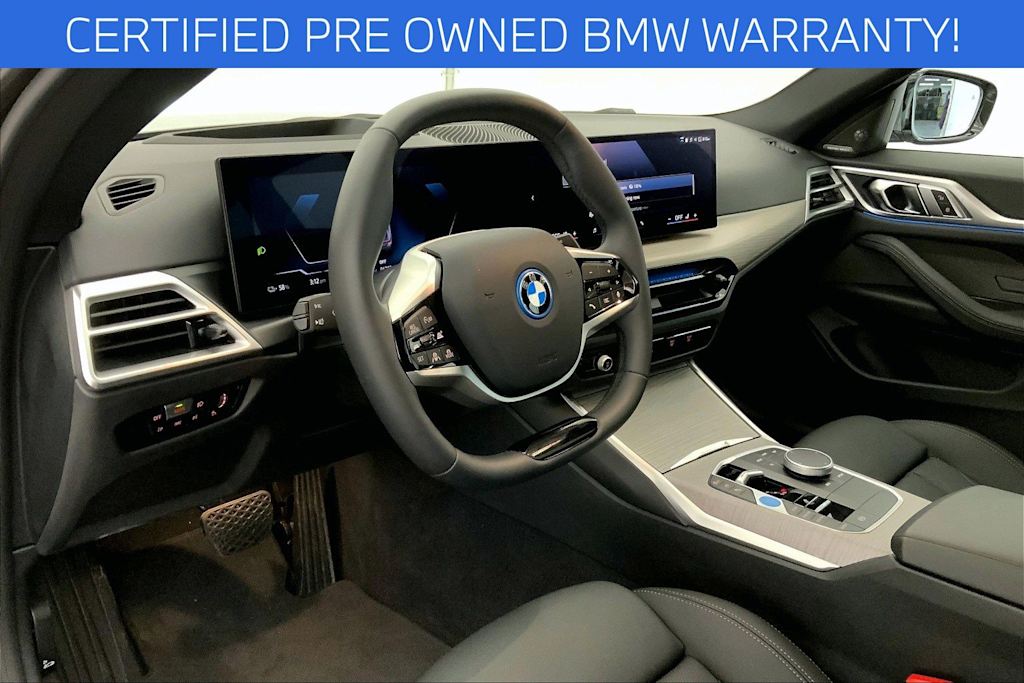 Thumbnail: 2025 BMW i4 - 2