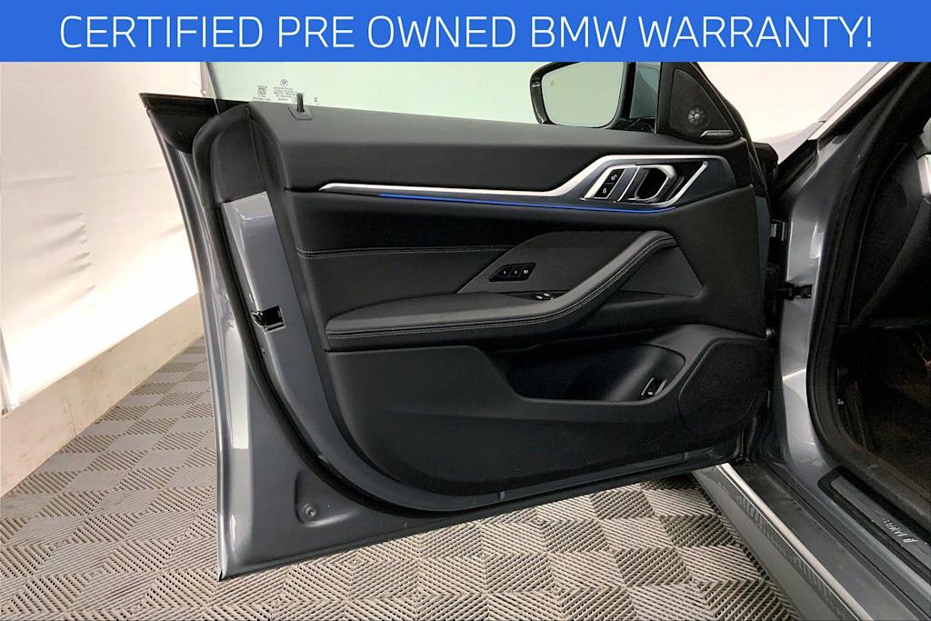 Thumbnail: 2025 BMW i4 - 27