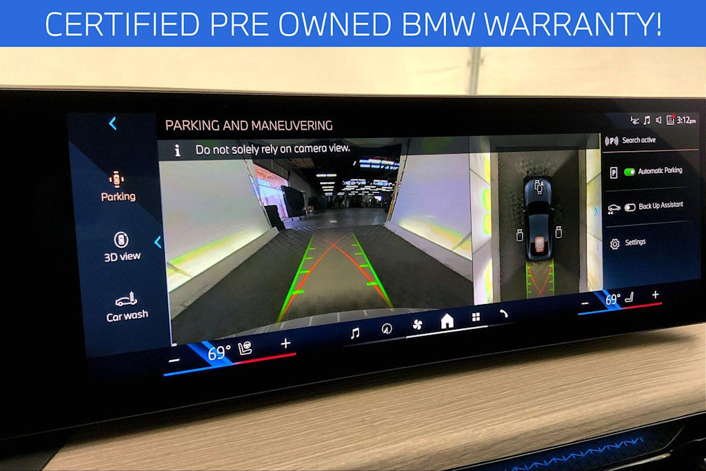 Thumbnail: 2025 BMW i4 - 16