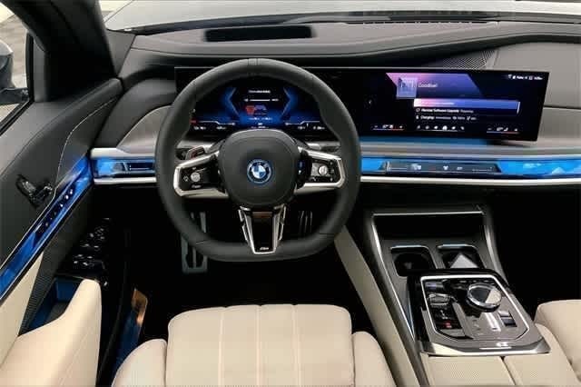 Thumbnail: 2024 BMW i7 - 12
