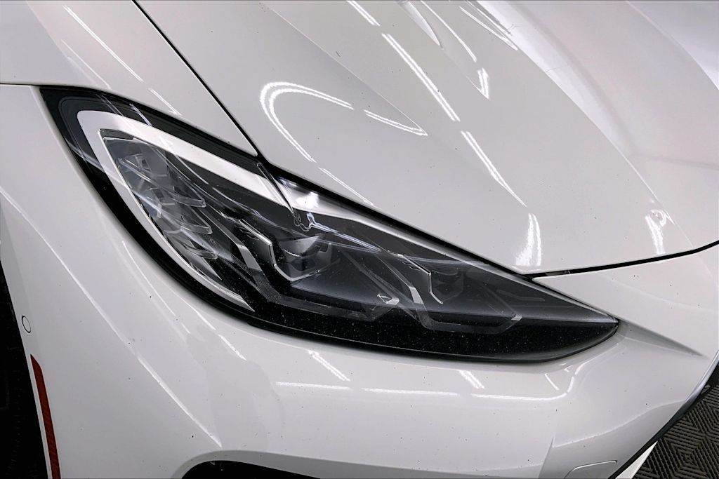Thumbnail: 2022 BMW i4 - 31