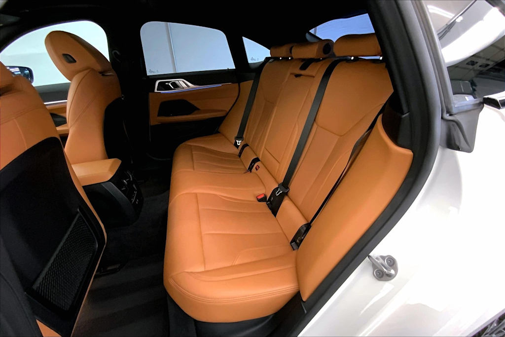 Thumbnail: 2022 BMW i4 - 29