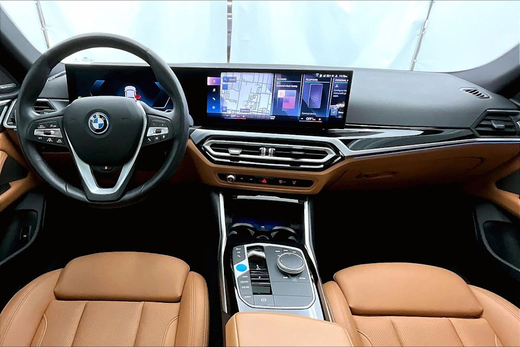 Thumbnail: 2023 BMW i4 - 10